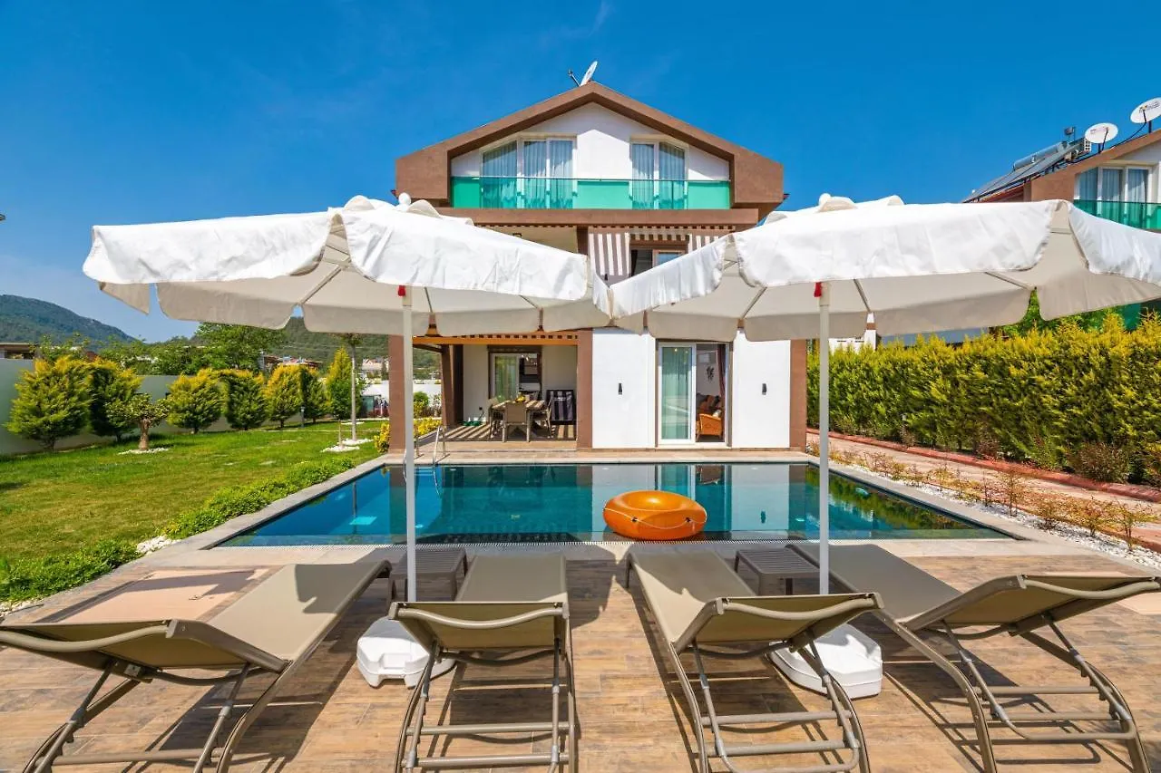 פאטהיה 4 Beds, Luxury Holiday Villa In Hisaroenue Oeluedeniz Villa Mia